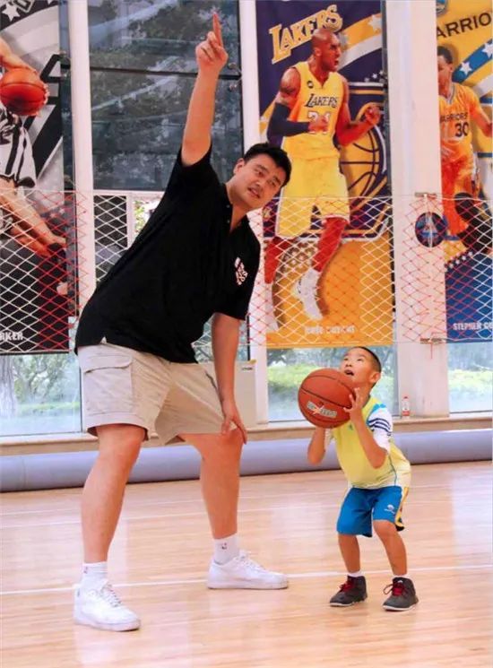 并最终在比 并最终在比