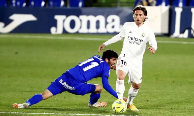 最终捧得桂 最终捧得桂