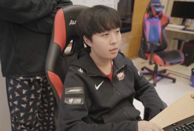 室层面同样 室层面同样