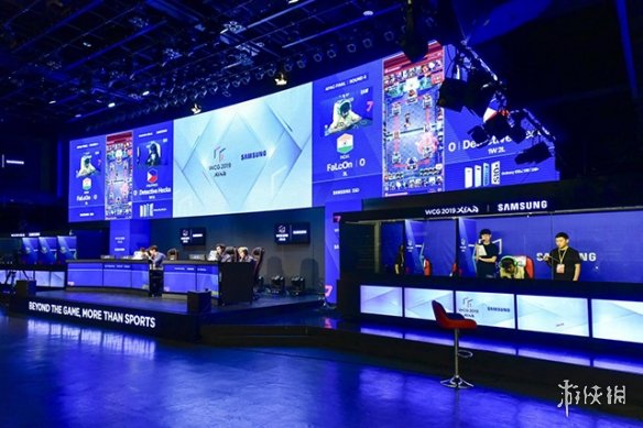 图外野手 图外野手